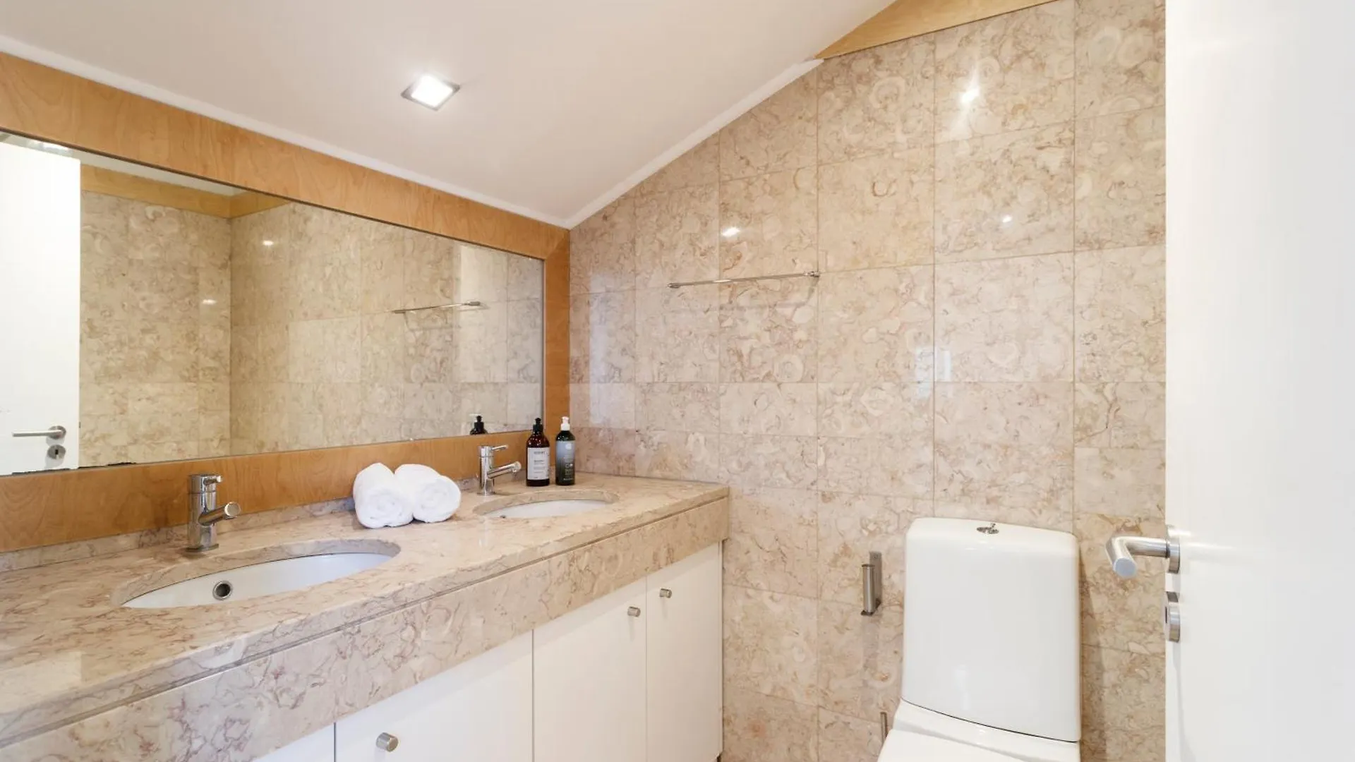 Madalena Prestige View Apartment Lisbon