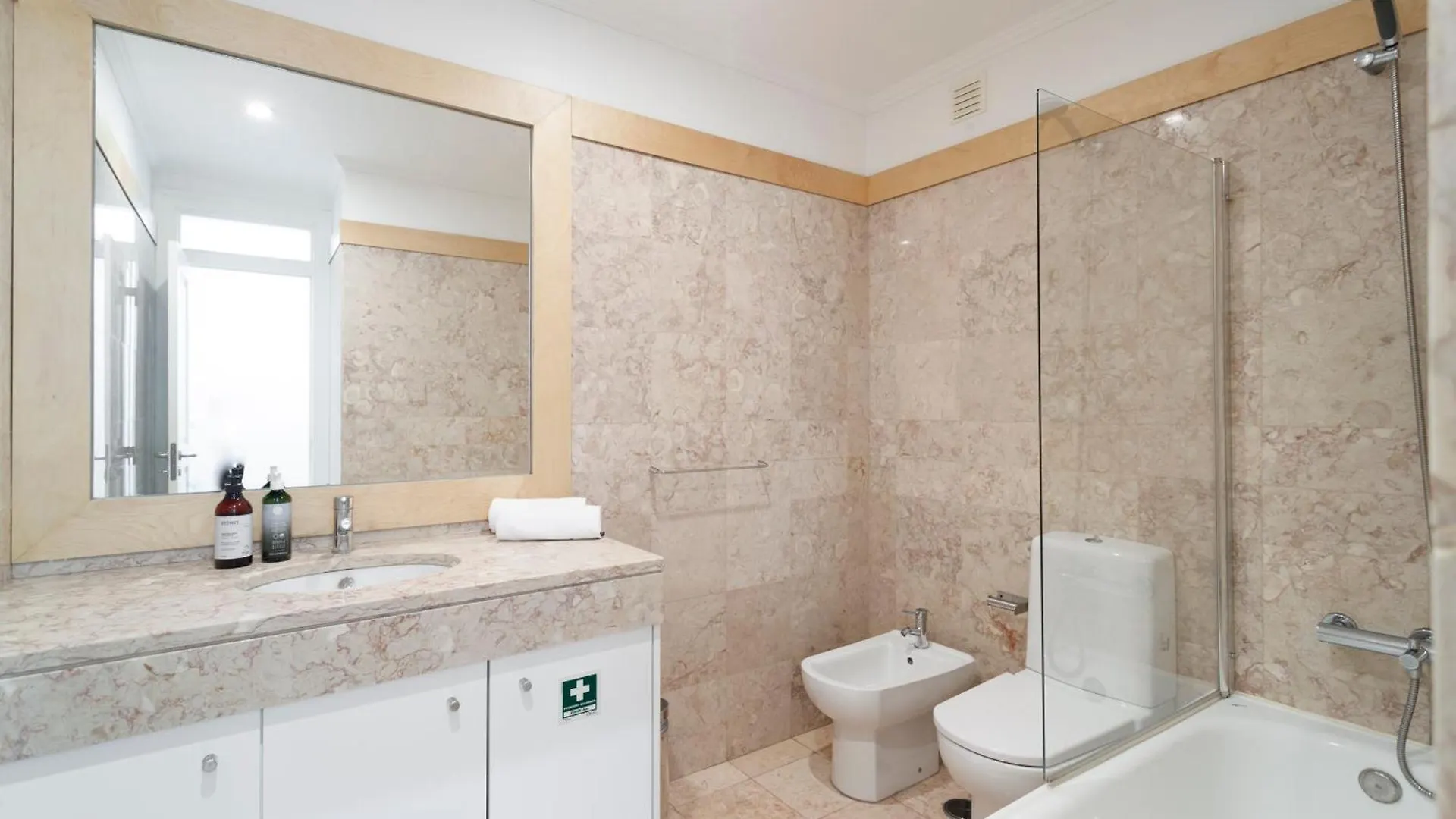 Madalena Prestige View Apartment Lisbon Portugal